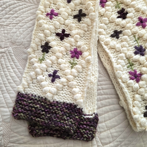 Steve Madden Chunky Knit Scarf - Picture 2 of 7